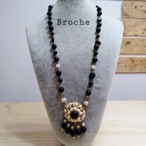 Collar con doble función