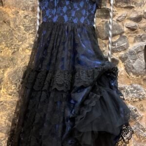 Vestido de Caroline Walker London