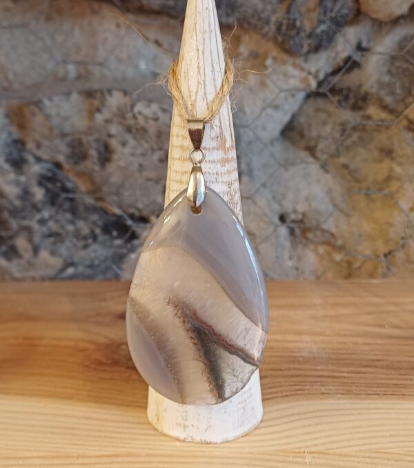 Colgante piedra